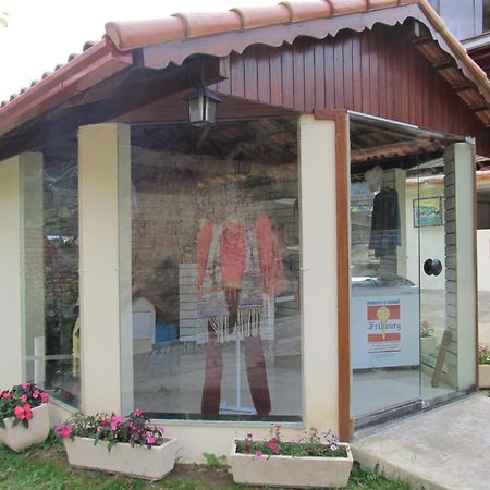 Hotel Fazenda Caledonia Inn โนวาฟริบูร์โก ภายนอก รูปภาพ