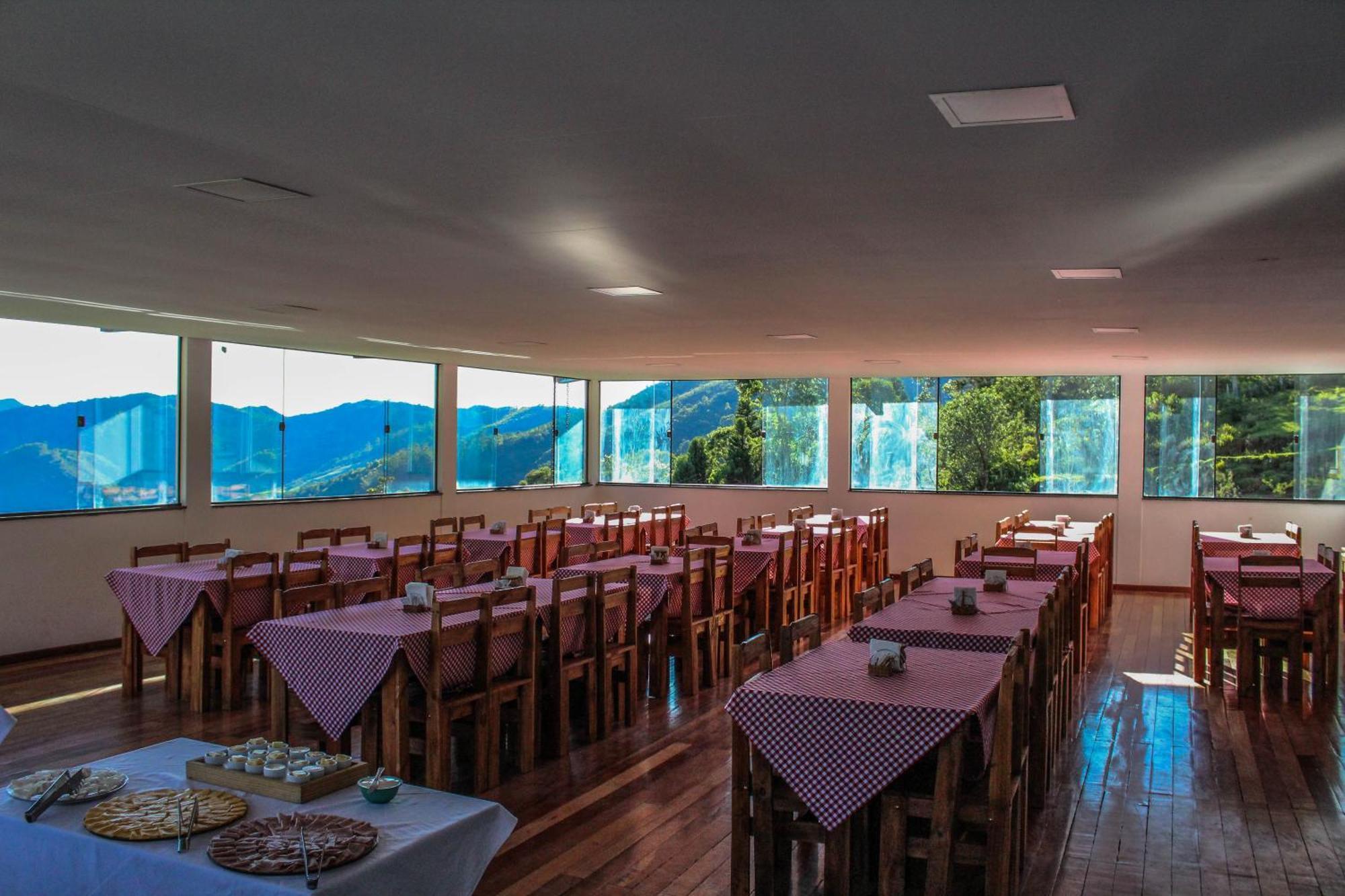 Hotel Fazenda Caledonia Inn โนวาฟริบูร์โก ภายนอก รูปภาพ