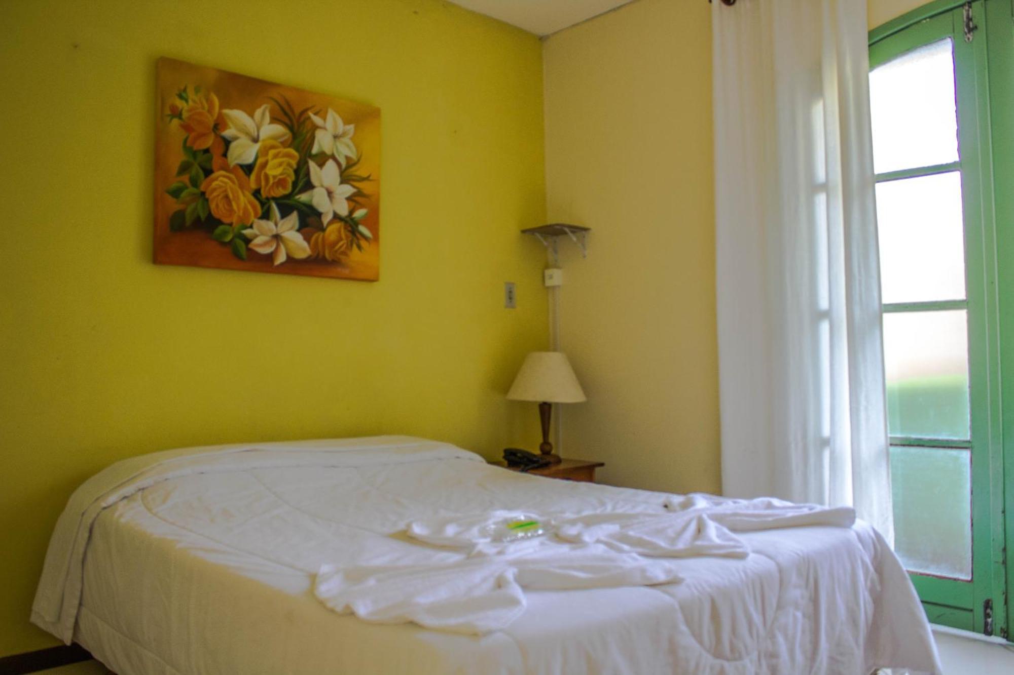 Hotel Fazenda Caledonia Inn โนวาฟริบูร์โก ภายนอก รูปภาพ